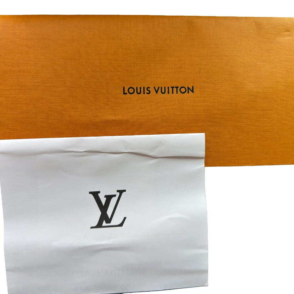 Louis Vuitton Clémence Wallet M60742 (Fuchsia Interior) in 👌 Pristine Condition - Picture 14 of 16